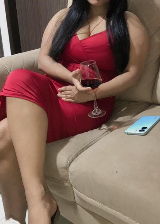 hot call girls in Meerut
